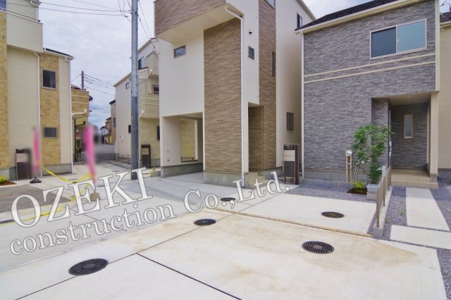 6号棟　越谷市袋山新築戸建て～全9棟～の駐車場