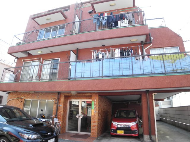 ハイツ百人町の外観