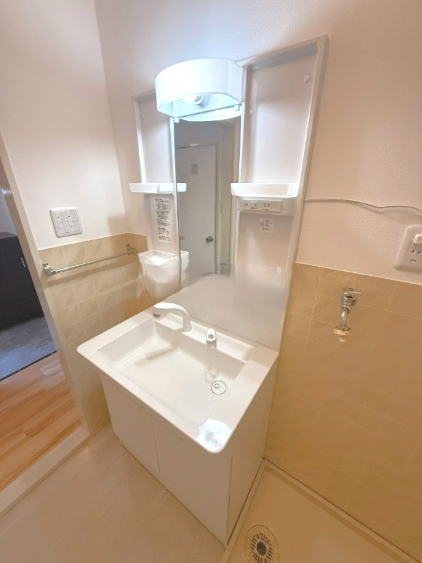 セジュール久留米インター【キャッシュバック対象物件】の洗面所|脱衣スペースもあります