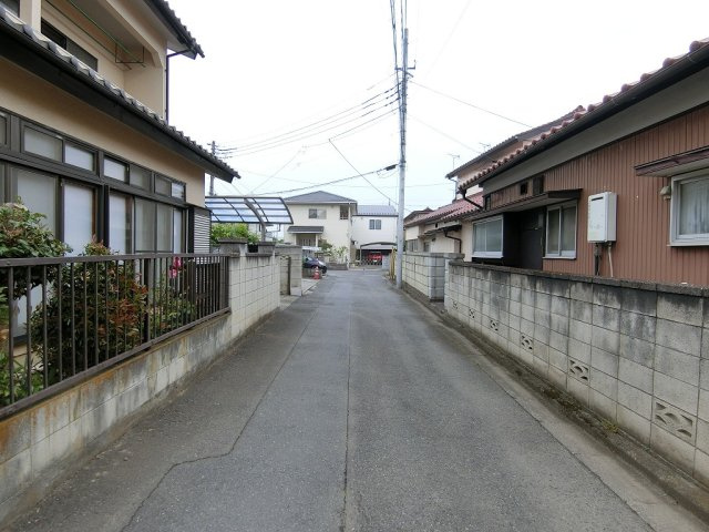高崎市上中居町売地の前面道路含む現地写真