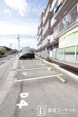 【駐車場】 | サンパーク奥村