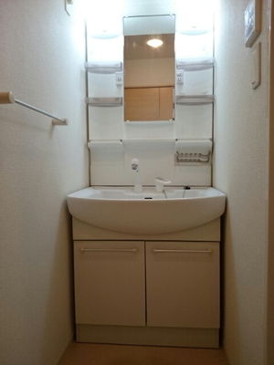 【独立洗面台】 | プルメリアＢ