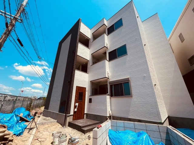 S Apt.玉津町の外観