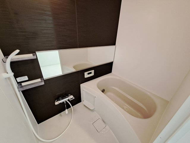 アルモニーナカモトⅠの浴室
