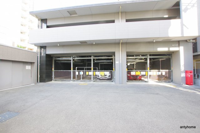 エスリード江坂江の木町　仲介手数料無料の駐車場