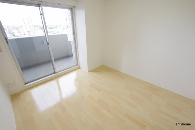 エスリード江坂江の木町　仲介手数料無料の洋室