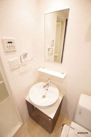 エスリード江坂江の木町　仲介手数料無料の洗面所