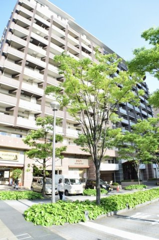 ロイヤルパークス桃坂