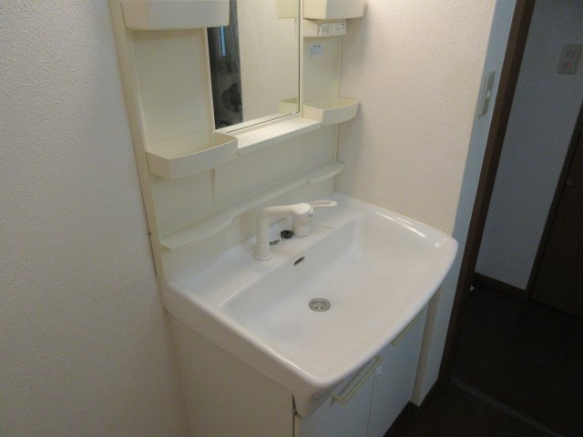 セジュール西明石の独立洗面台
