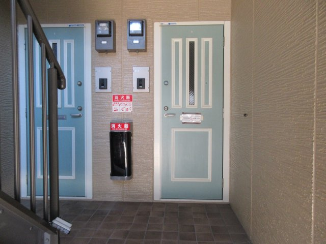 セジュール西明石のエントランス