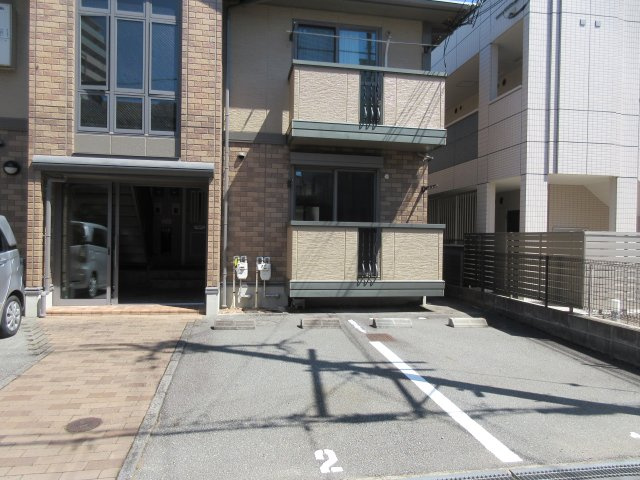 セジュール西明石の駐車場