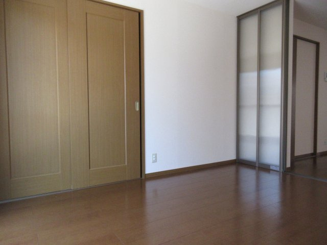 セジュール西明石の洋室