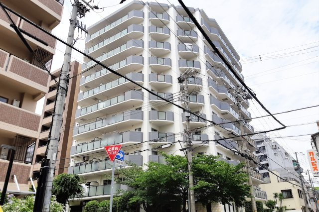 ライオンズマンション湊川公園の外観|きれいな外観です