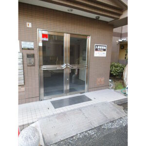 【その他共用部分】 | カーサフィオーレ壱番館 | エントランスです