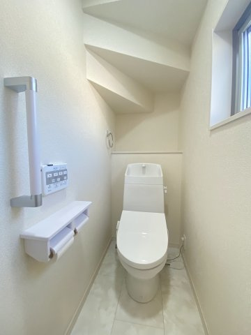 【トイレ】 | 南区城南町舞原 | ☆温水機能付きのトイレ☆年中快適に使用できます☆