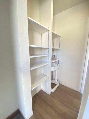 【収納】 | 南区城南町舞原 | ☆玄関収納充実☆可動棚付きでお好みの高さに調節して使用可能です☆