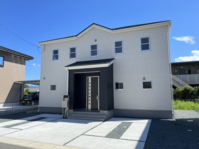 【外観】 | 南区城南町舞原 | ☆築浅4SLDK！オール電化のお家をお預かりしました☆