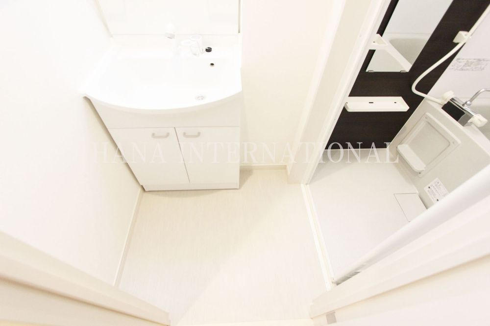 リブリ・虹の洗面所