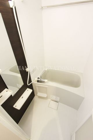 リブリ・虹の浴室