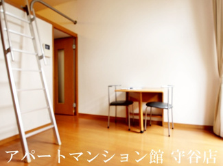 【居間・リビング】 | レオパレス内守谷