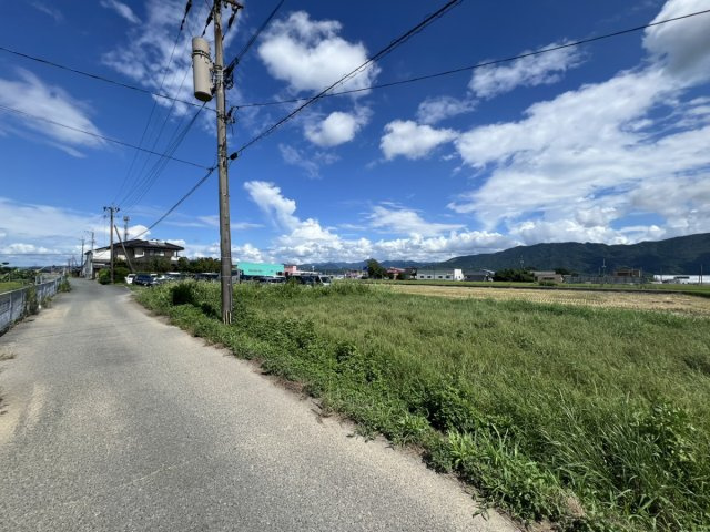 鏡町両出土地の外観