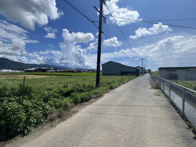 鏡町両出土地の外観