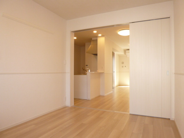 ノイシュタットエビスⅠの寝室|洋室