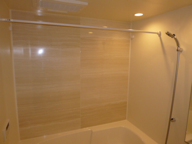 ノイシュタットエビスⅠの浴室|浴室乾燥機