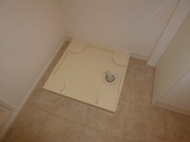 ノイシュタットエビスⅠのその他|洗濯機置き場