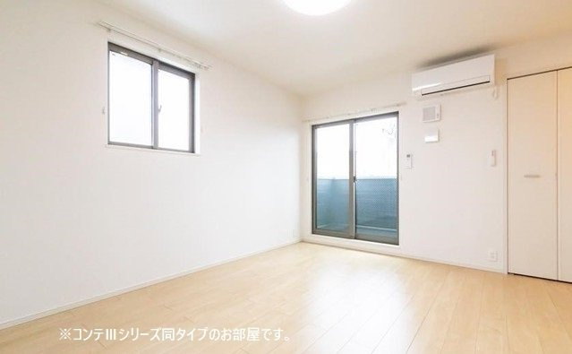 プレアデスの居間・リビング