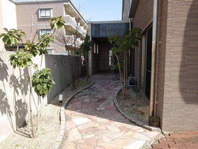 【エントランス】 | ブランドルフ