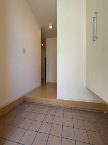 ソレイユ霞ヶ丘の玄関