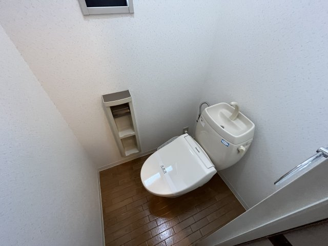 リビング清水町のトイレ