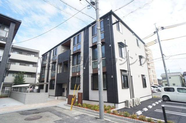 レイアフォレストⅣの外観