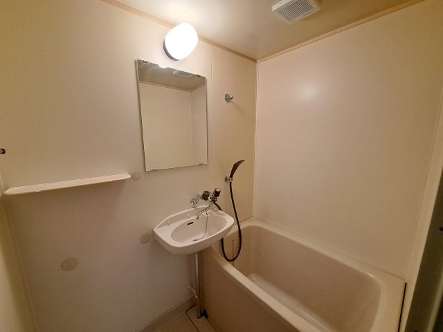 竹富士ビルの浴室