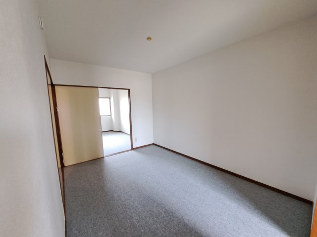 竹富士ビルの居間・リビング