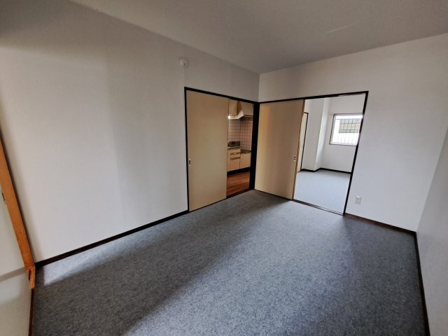 竹富士ビルの居間・リビング