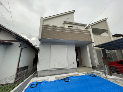 【外観】 | 愛知郡東郷町和合ケ丘3丁目　＜仲介手数料無料＞高嶺小・東郷中　新築一戸建て | 撮影
社長の村田です！
自らプレイヤーとして営業しています
長年の経験と実績から皆様により良いマイホーム購入のご提案をいたします。
住宅ローンの不安や購入後の不安等何でもご相談ください。