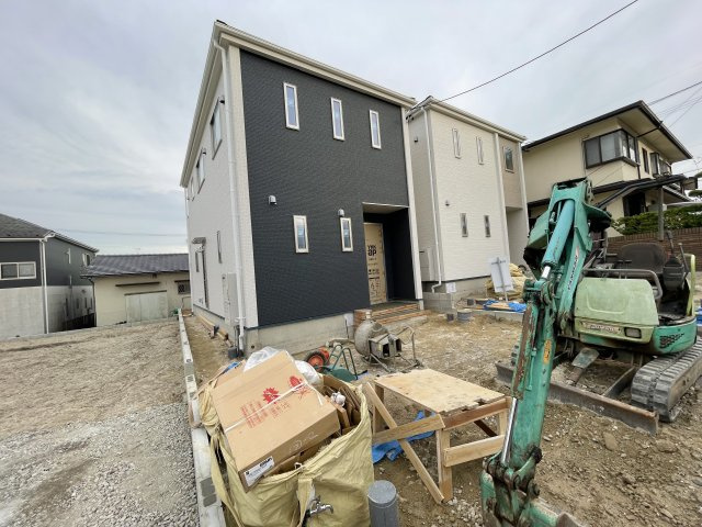 愛知郡東郷町和合ケ丘第9　＜仲介手数料無料＞高嶺小・東郷中　新築一戸建ての外観|撮影
社長の村田です！
自らプレイヤーとして営業しています
長年の経験と実績から皆様により良いマイホーム購入のご提案をいたします。
住宅ローンの不安や購入後の不安等何でもご相談ください。