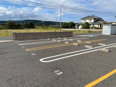 【駐車場】 | メゾン　ドゥ　ロワール
