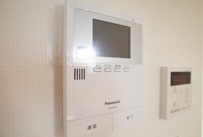 【セキュリティ】 | エレア―ジュ西明石駅前Ⅱ | テレビモニター付きインターホン