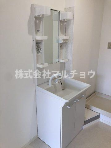 ハイムパラダイスBの独立洗面台|使いやすい独立洗面台です