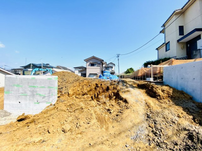 【外観】 | ☆南西道路４５坪整形地！陽当たり風通し良好☆建築条件なし売地／藤沢市長後 | 【区画②】現在造成工事中、１０月末までには完成予定となります。※完成時期が前後する場合がございます。