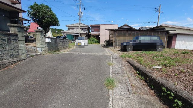 高島市新旭町饗庭土地の前面道路含む現地写真