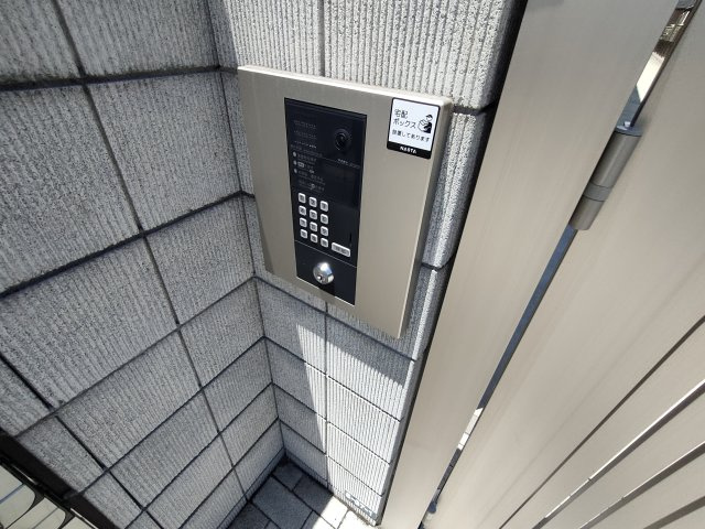 ジーメゾン岩槻のバルコニー