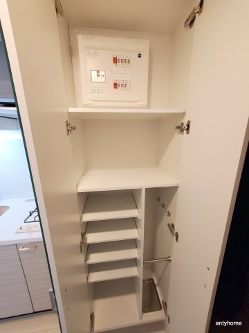 エスリード江坂セントラム 仲介手数料無料の収納