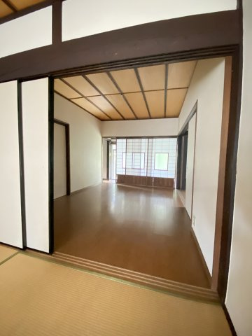 山口市三の宮２丁目の一戸建ての洋室|きれいな洋室です