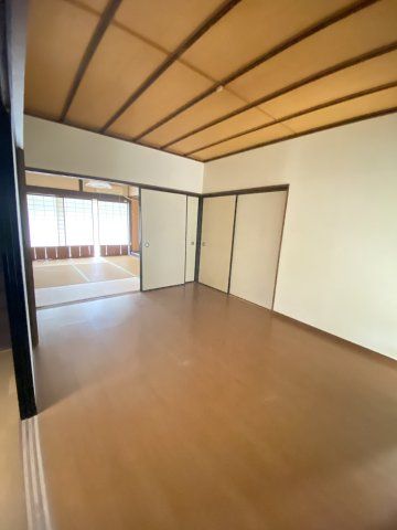 山口市三の宮２丁目の一戸建ての洋室|スタンダードな洋室です