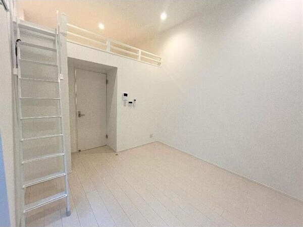 エルサチの内装