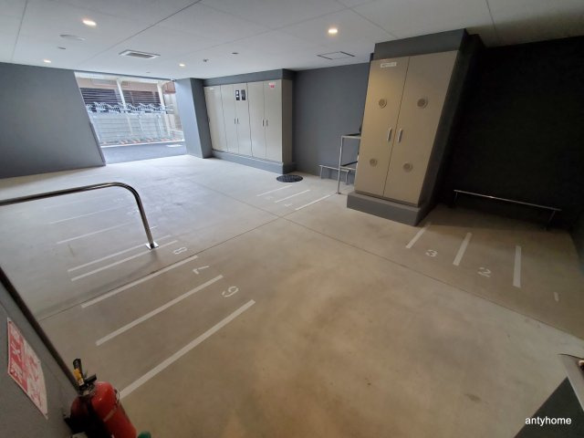 バウスフラッツ新大阪　仲介手数料無料の駐車場